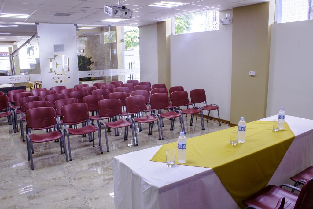 Hotel Europa Iquitos Luaran gambar