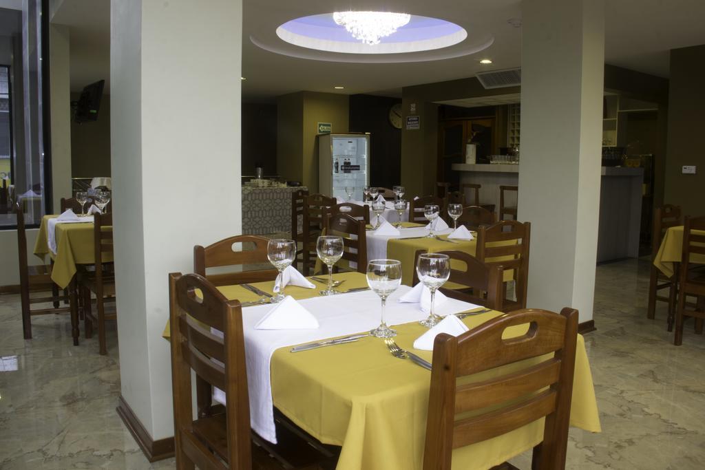Hotel Europa Iquitos Luaran gambar