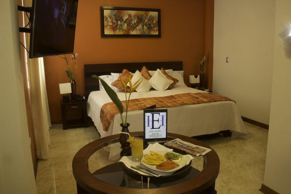 Hotel Europa Iquitos Luaran gambar
