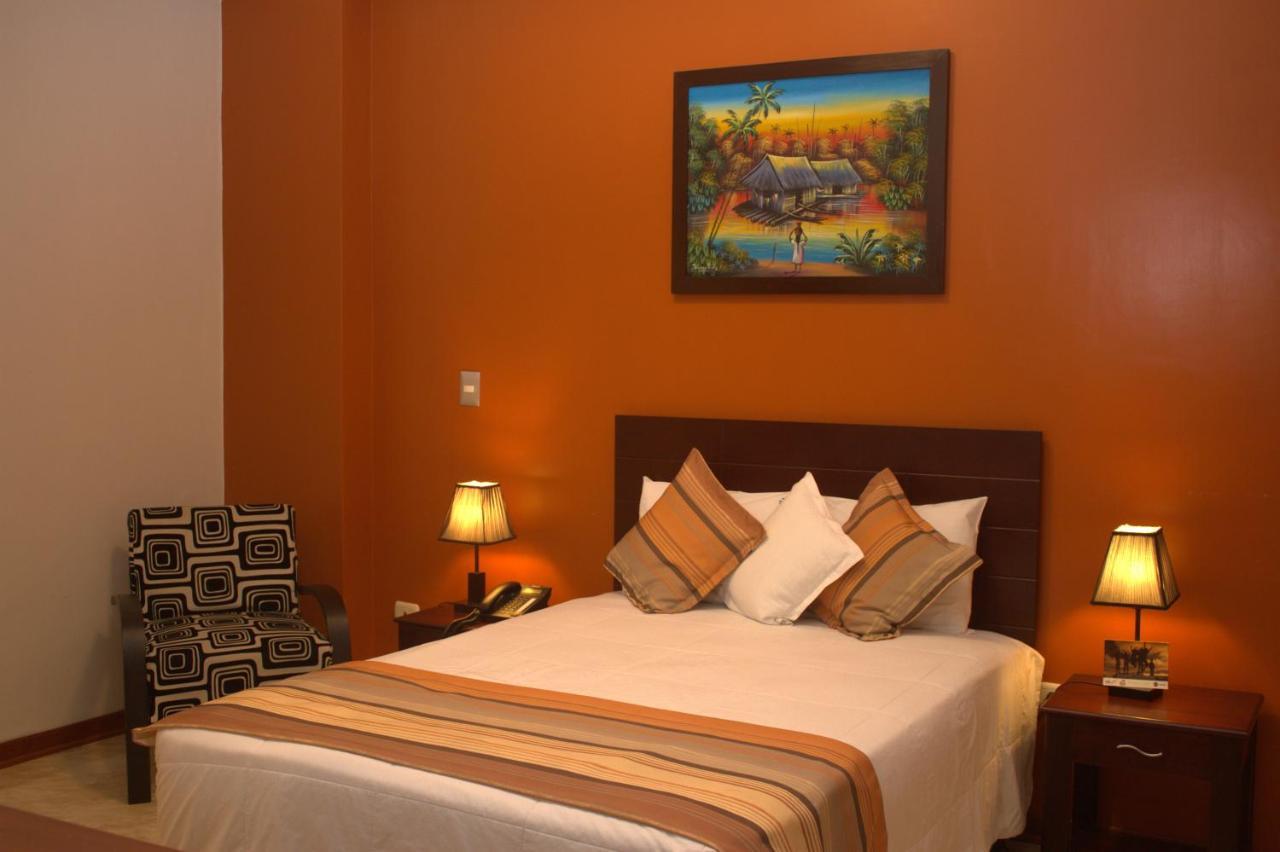 Hotel Europa Iquitos Luaran gambar